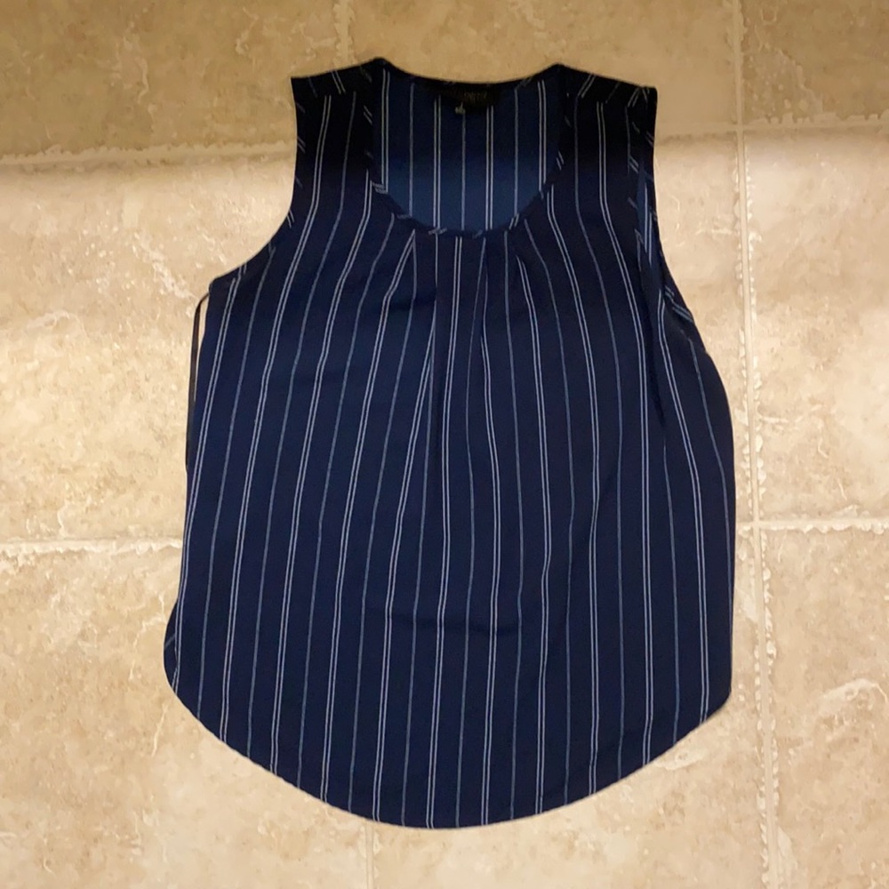 striped no sleeve blouse